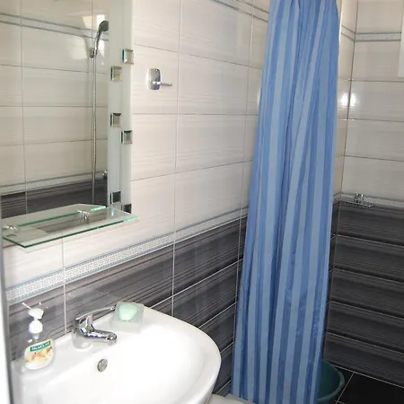 Apartment Koula Himare